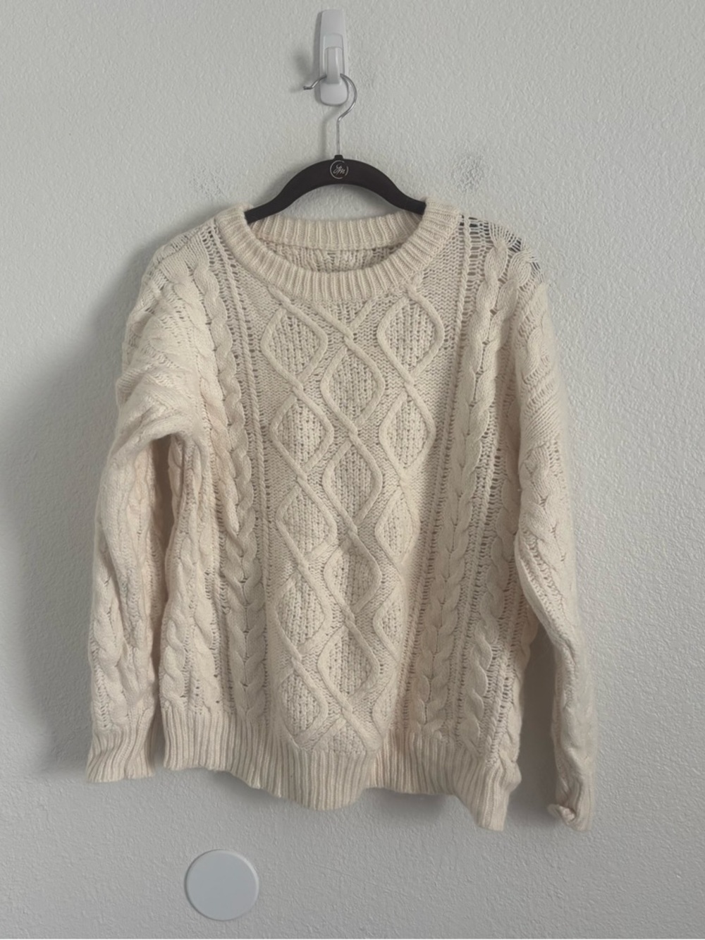 Daily Drills Women's Size XS/S Cream Cable Knit Sweater